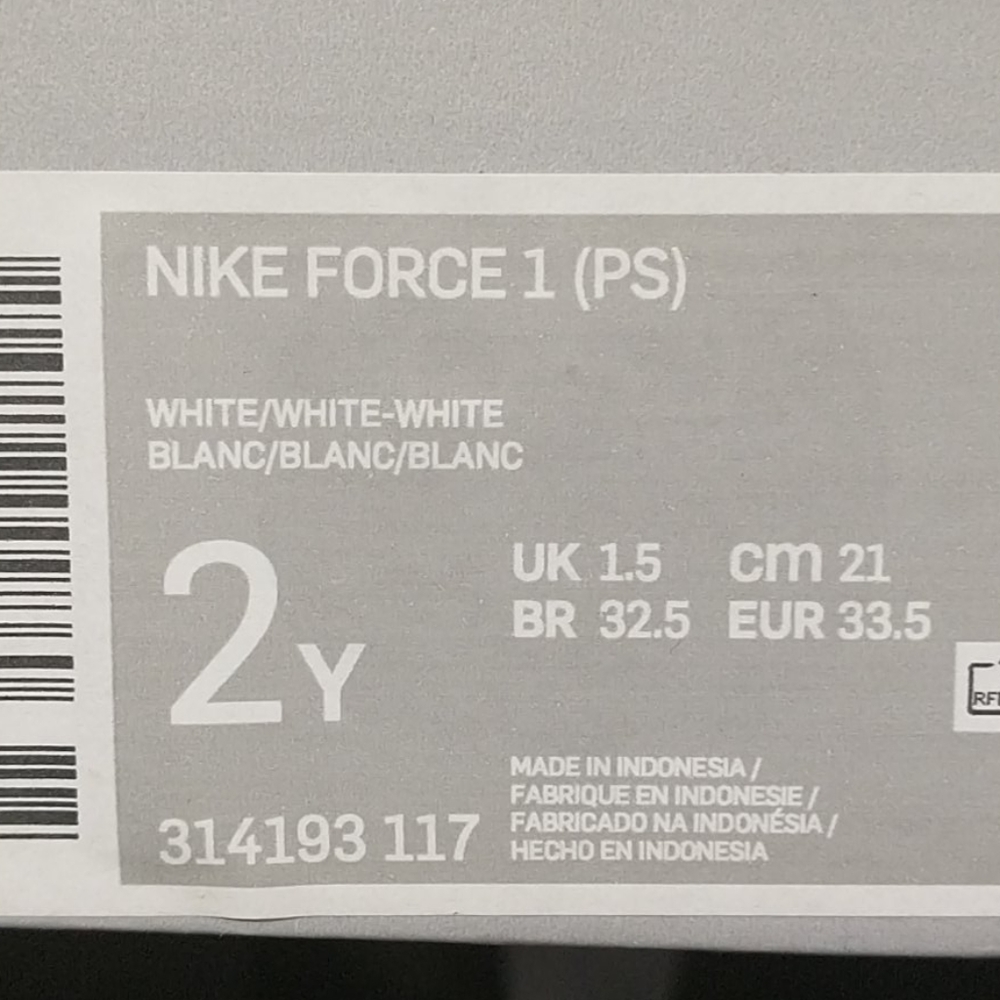 Shoes - Picture 10 of 10
